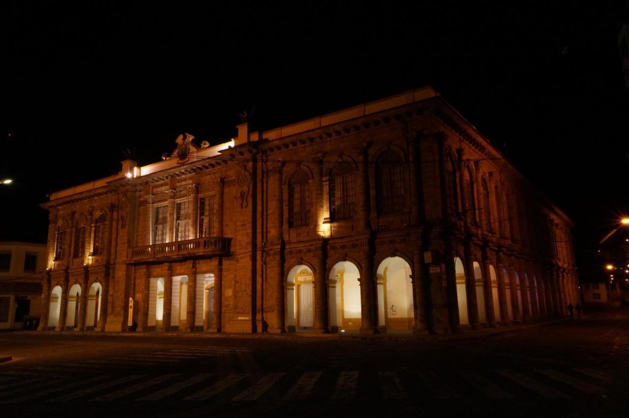 Отель La Posada Del Viajero Латакунга Экстерьер фото