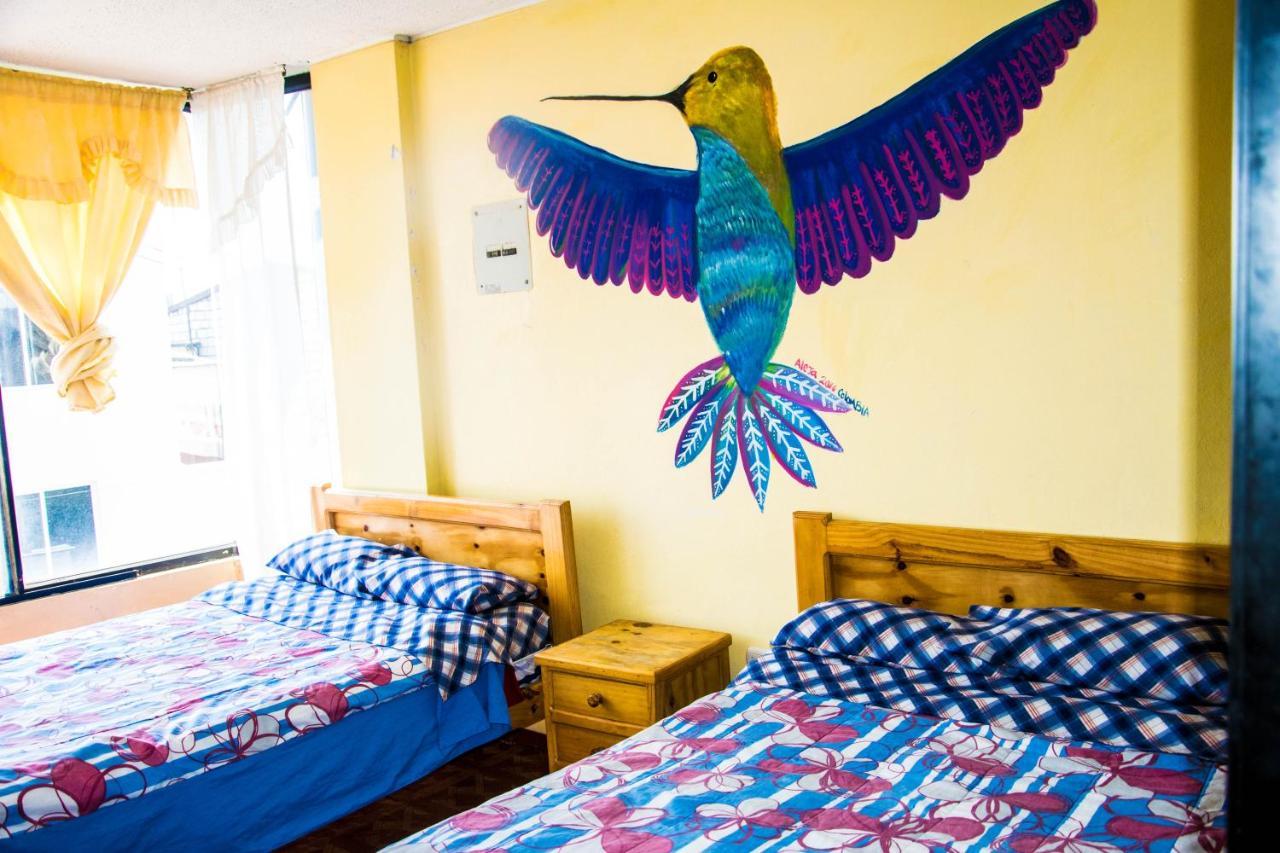 Отель La Posada Del Viajero Латакунга Экстерьер фото